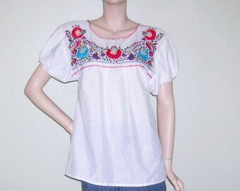 Vintage 1960s EMBROIDERED MEXICAN Peasant Blouse Hand Embroidered Cotton Haight Ashbury Hippie Chic Boho Festival Shirt Made Mexico Size M