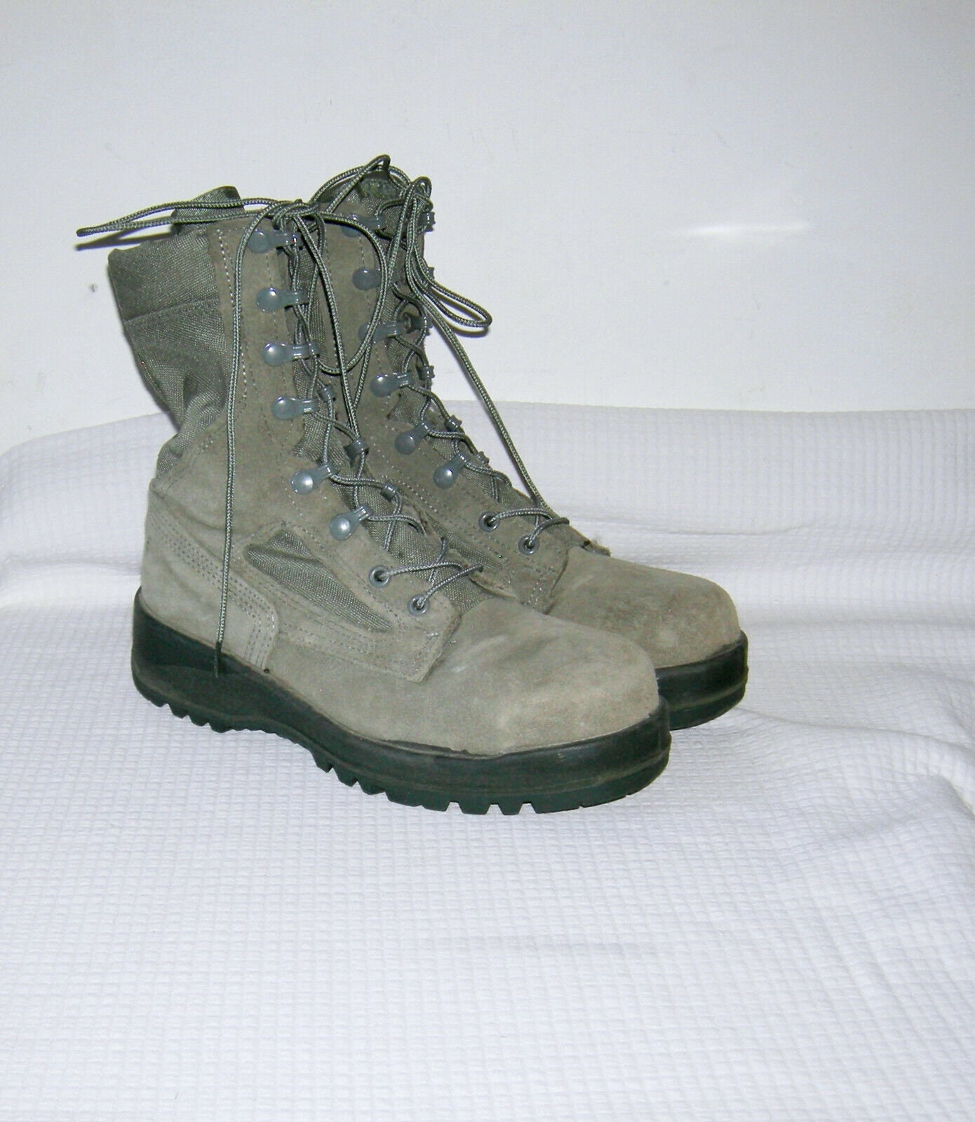 abu boots sage green