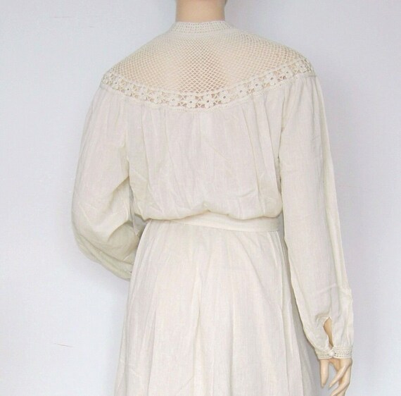 Vintage 1960s 1970s Gauze Crochet Peasant Dress G… - image 7
