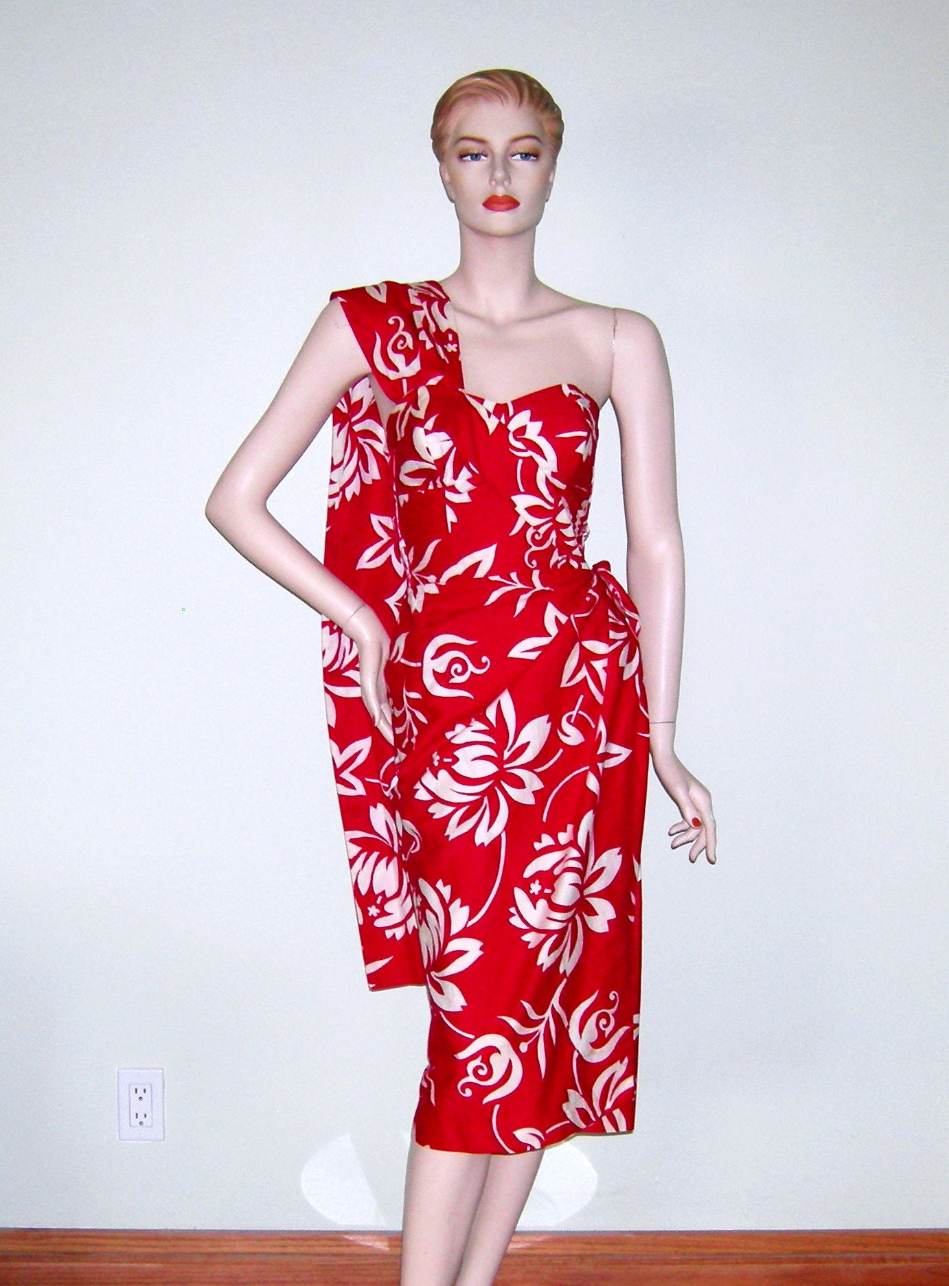 Vintage 1950s ALFRED SHAHEEN Sarong Hawaiian Dress Red White - Etsy