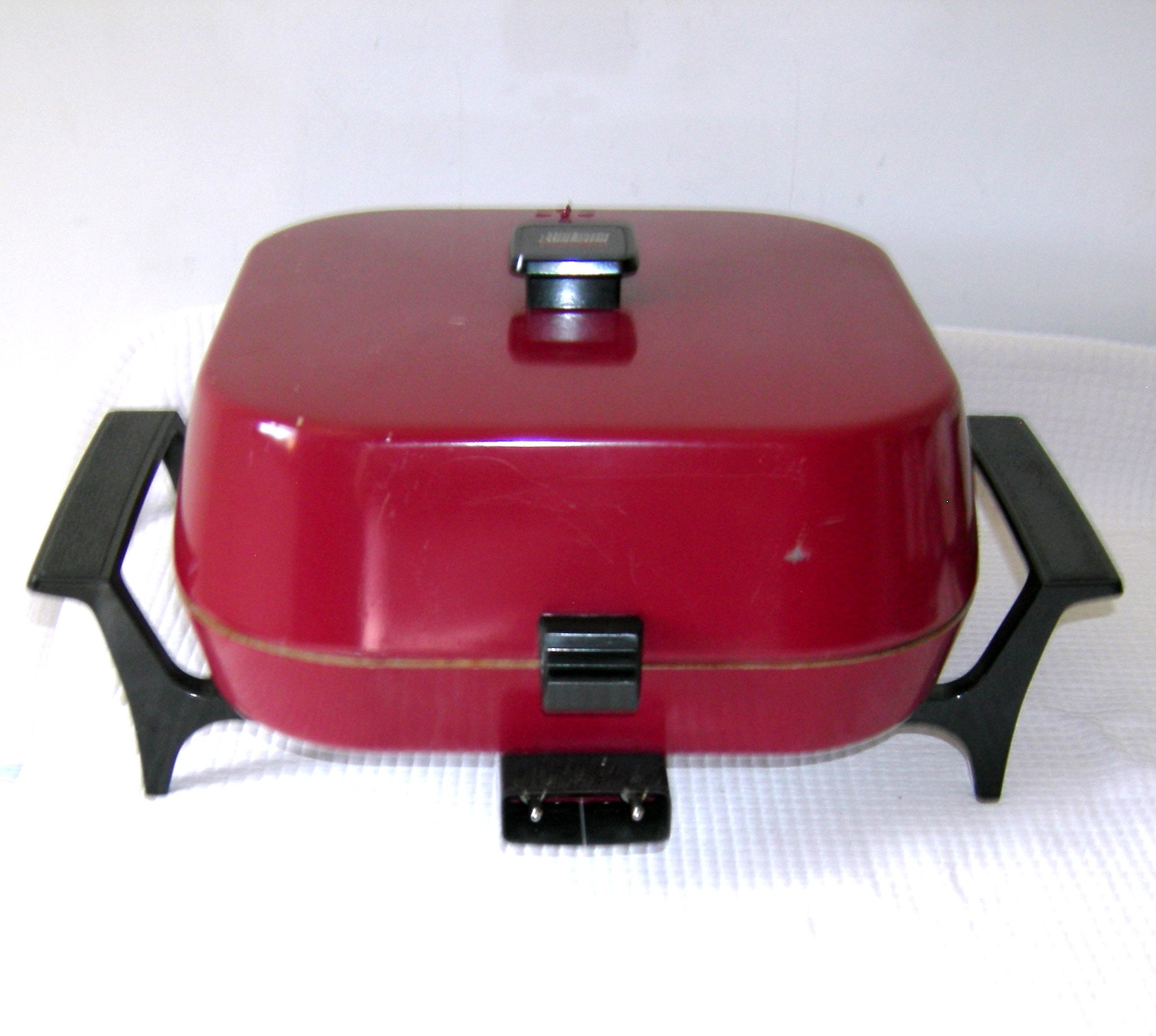 Cuisinière électrique, friteuse, poêle à chaleur contrôlée Sunbeam vintage RL 5 - Canada Cuisinière électrique, friteuse, poêle à chaleur contrôlée Sunbeam vintage RL 5 - Canada