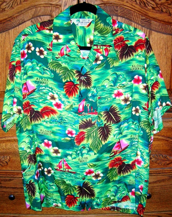 Vintage 1950s Hawaiian Shirt/ Camp Shirt/ Islands Fashions Vintage 1950s Hawaiian Shirt/ Camp Shirt/ Islands Fashions
