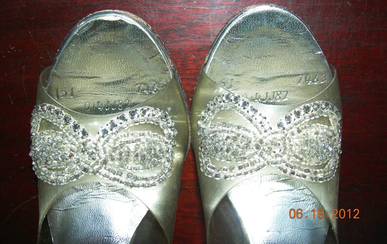 boscov's vionic sandals