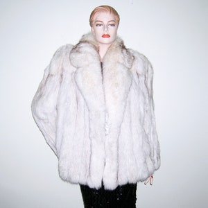 Vintage Evan's Fox Fur Coat NORWEGIAN Blue Fox Jacket Real Genuine Arctic White Fur Evans Fur Salon Robinsons Women's Gorgeous Rare image 2