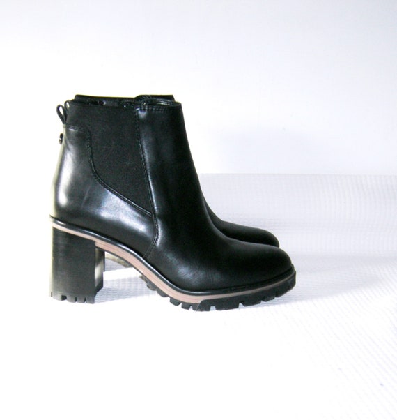 Vince Camuto Dustelie Ankle Boots, Booties, Black… - image 7