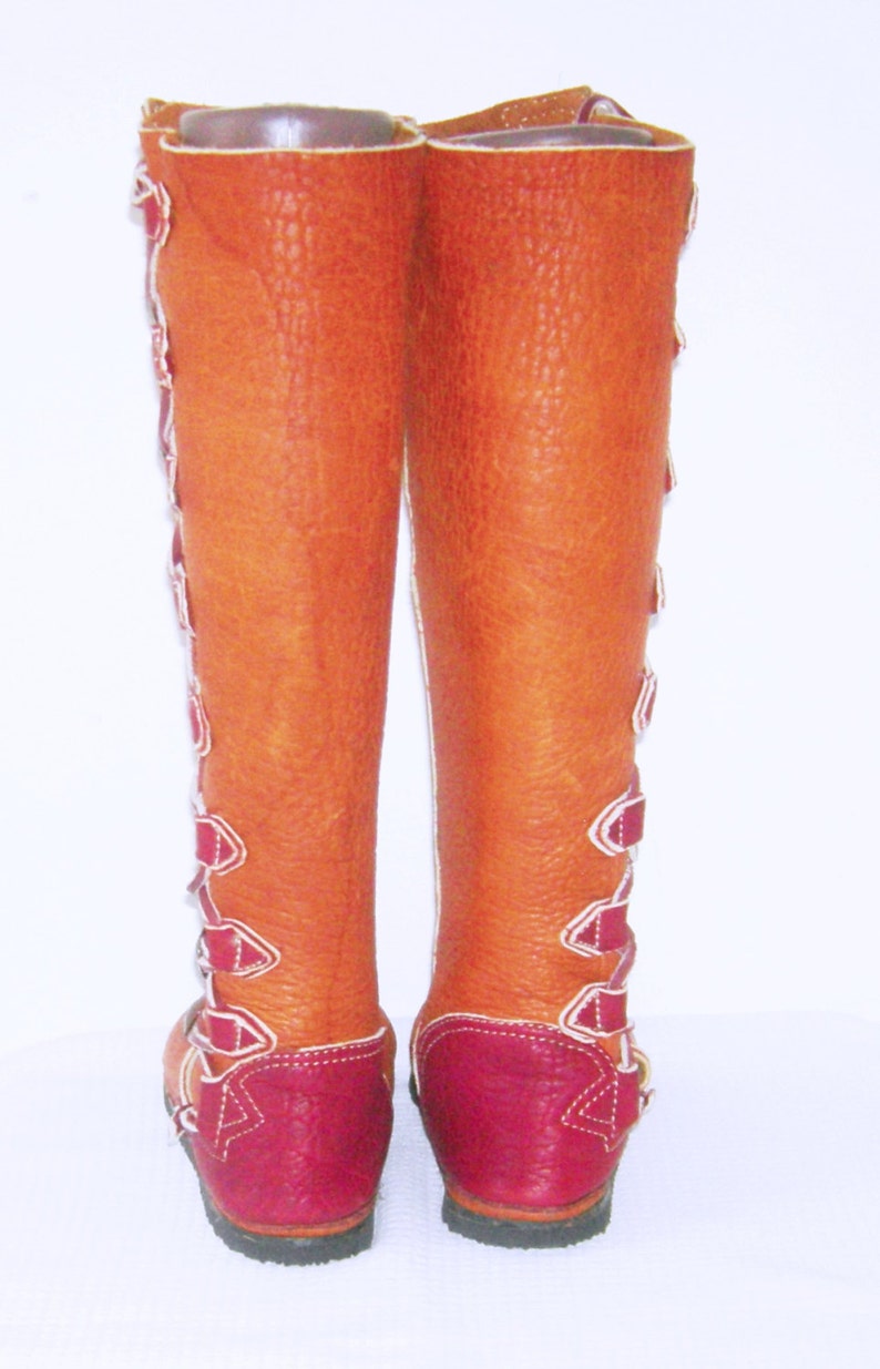 FOOTLOOSE Moccasin Boots Buffalo Skin Leather Renaissance Medieval Knee High 9 Half Penny Coin