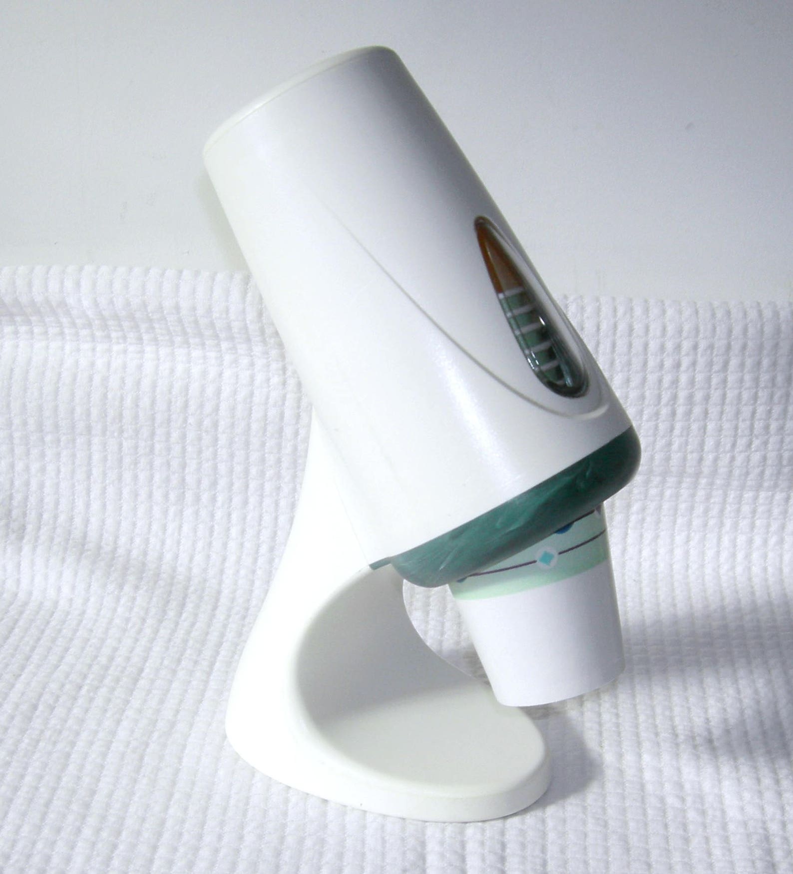 Vintage Dixie Cup Dispenser/ 5 Oz/ White Green/ Mod/ Atomic/ Etsy