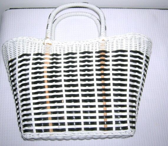 Vintage 1950s Wicker Bag/ VINYL Coated/ Black and… - image 7