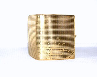 Mid Century 1950s Duramesh Bag Vintage 50s Heirloom Bombshell Evening Petit Gold Mesh Clutch Purse Wallet Billfold Change Purse Snap Closure