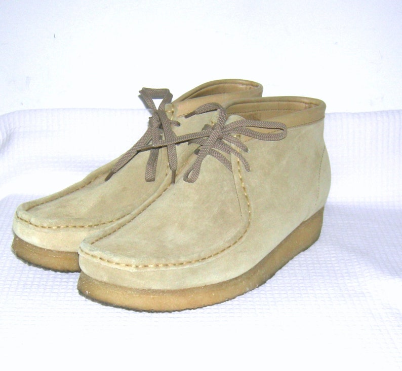 clarks wallabee sand 