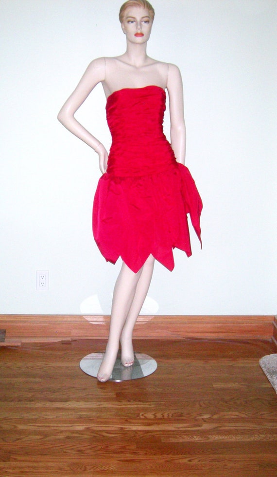 open lace back dress Red Strapless Taffeta Homecoming Dress with Pleated Bodice and Bow on –  DressesTailor main image 0