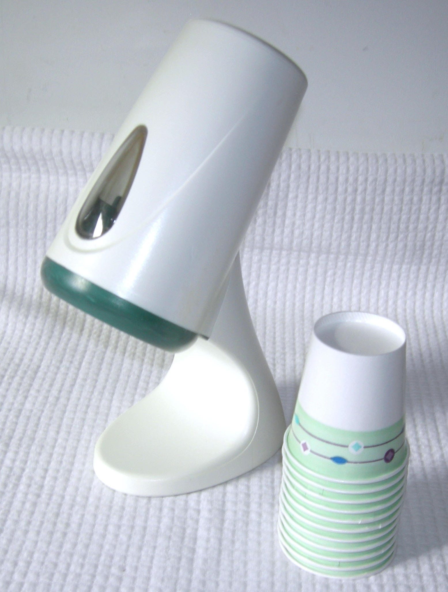 Vintage Dixie Cup Dispenser/ 5 Oz/ White Green/ Mod/ Atomic/ Etsy