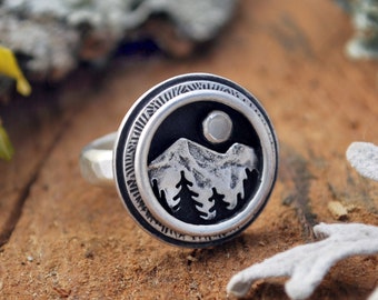 Mountain Shadowbox Ring - Moonstone and Sterling Silver - Mountain Full Moon Pine Trees - Nature Landscape Statement Ring - Hammered Band