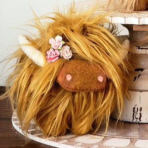 SEWING TUTORIAL PATTERN Highland Cow, farmhouse tiered tray decor highland cow gnome, fuzzy cow gnome, fuzzy cow, highland cow plushie gnome image 3