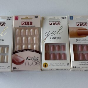 KISS Fantasy Ready-to-Wear Press-On Sculpted Gel Acrylic Nails Lot of 4 (1854) immagine 1