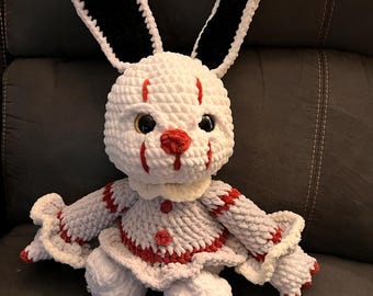 Pennywise Crochet Plush Bunny – Creepy Clown Decor