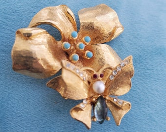 TremblerButterflyFlowerBrooch GoldMagnoliaBrooch ARTFlowerButterflyPin