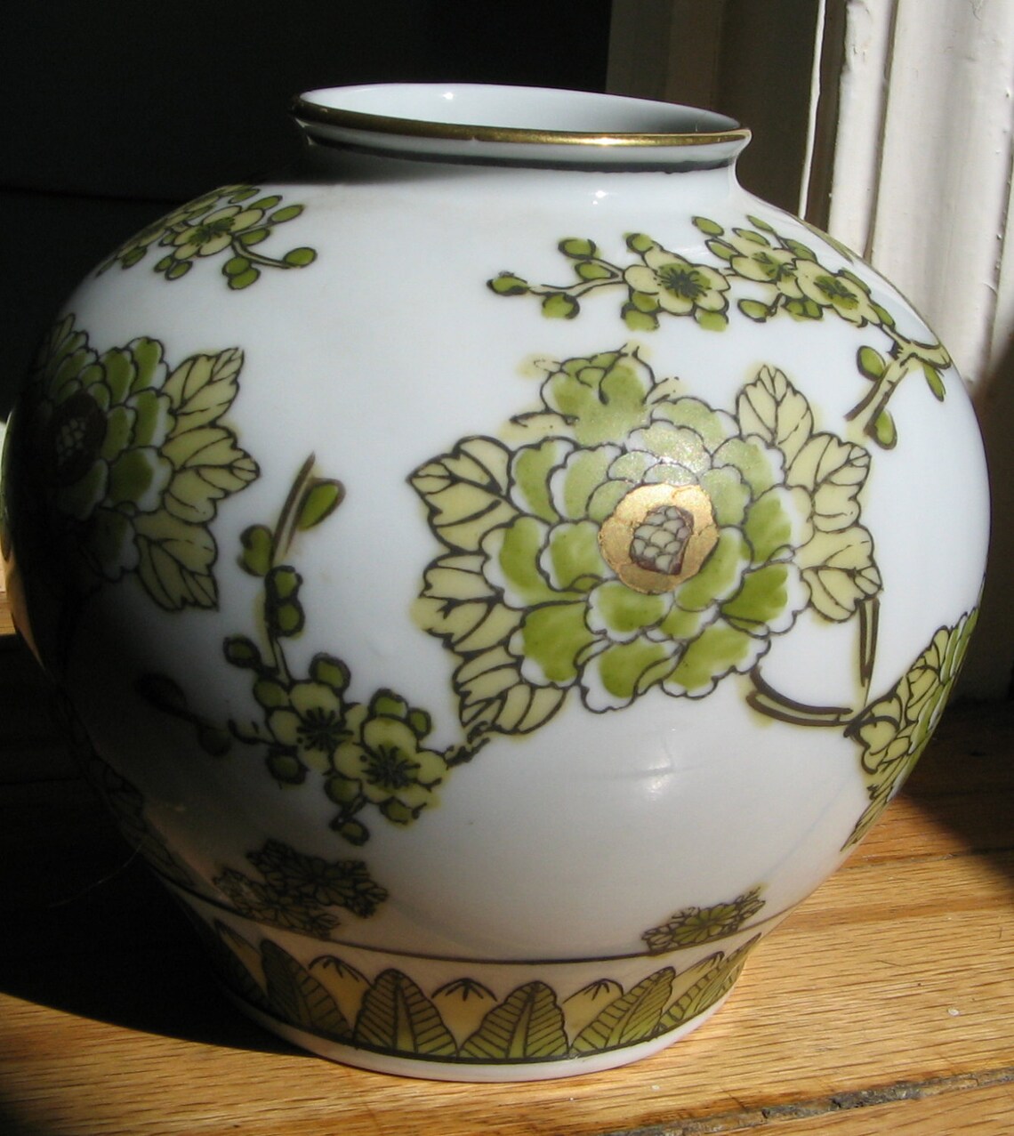 Gold Imari Vase Ginger Jar Hand Painted Gilt Work Porcelain Etsy