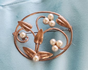 Copper/RoseGoldColored FauxPearlFlowerOvalBrooch PearlFlowerBrooch