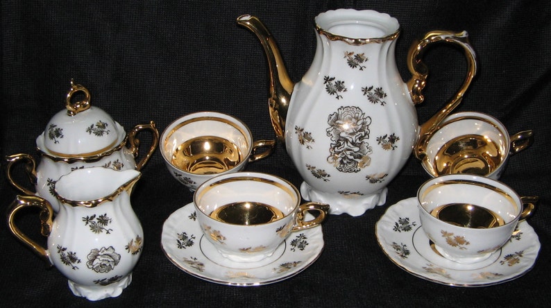 Demitasse Set Barvaria Porcelain and 22kt Gold image 1