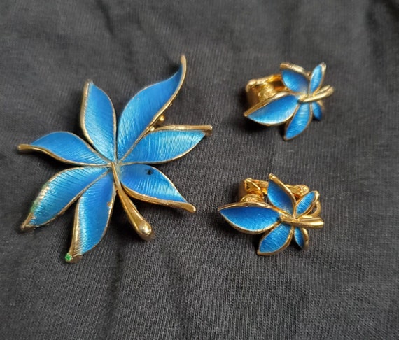 JJ EnamelLeafBroochEarringsSet