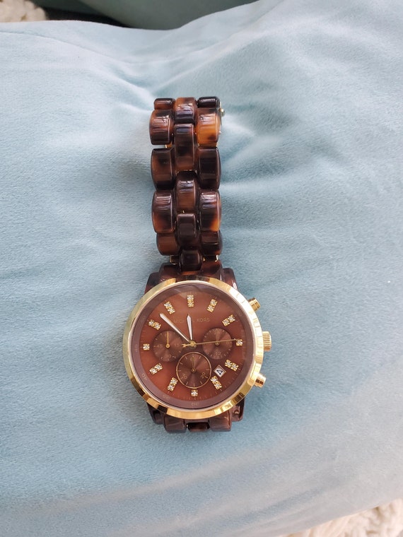 Michael Kors women’s Tortoiseshell and Gold Chronograph Watch Michael Kors MK5696 Bradshaw Chronograph Tortoiseshell  main image 2