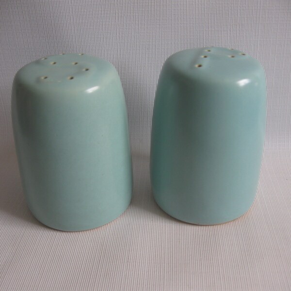 La Solana Ware Salt Pepper Set, Vintage Range Shakers Stovetop, Aqua Turquoise California Pottery, Large MCM Mid Century Modern American