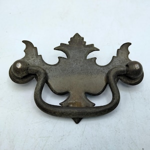 TWELVE Chippendale Bat Wing Drawer Pulls, Vintage Double Screw Brass Furniture Hardware, Dresser Bureau Vanity