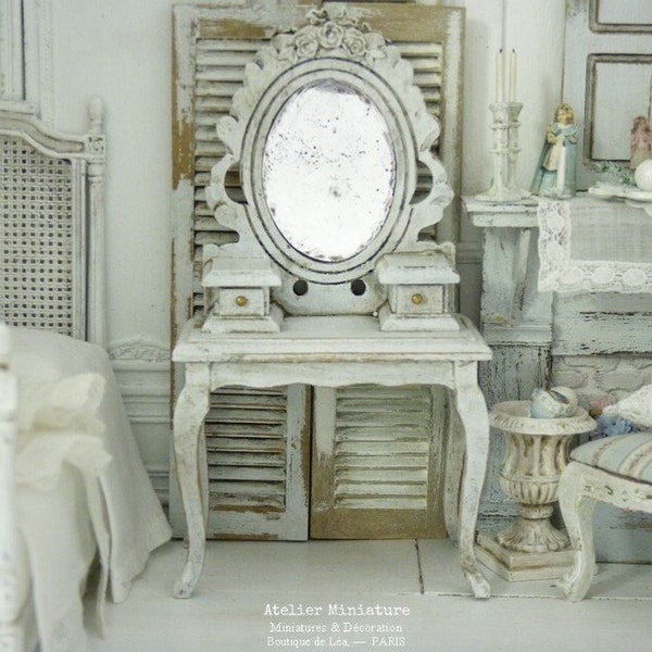 Coiffeuse Miniature en Bois, Shabby Chic Parisien, Mobilier de Maison de Poupée, Échelle 1/12