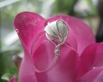 SALE!! Calming Howlite Wire Wrapped Ring, Protection, Dissolves Negative Energy, Base Chakra, Inspiration,Creativity
