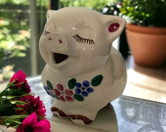 Shawnee Smiley Pig Pitcher Red Flower