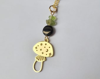 Jet and Peridot Toadstool necklace - Protection - Grounding