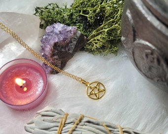 Gold plated Pentacle necklace - Pentagram protection
