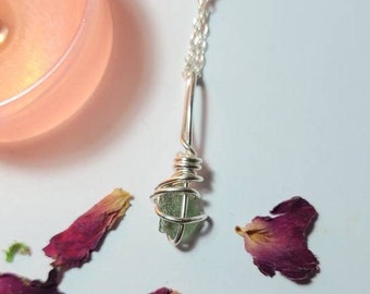 Moldavite necklace - High energy crystal - Protection - spiritual development