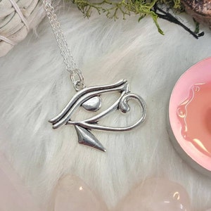 Eye of Ra Chunky Gold Necklace, Eye of Horus Spiritual Necklace, Evil Eye  Necklace, Egyptian Necklace, Silver Chain Necklace Goddess Pendant 