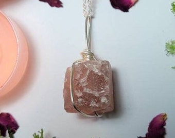 Raw Strawberry Quartz necklace - Soothes emotions