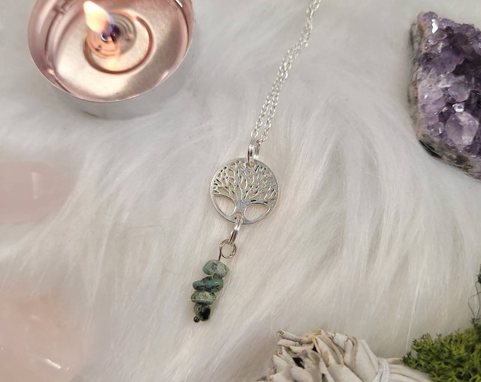 Raw Emerald Silver Plated necklace with Tree of Life - Heart Chakra