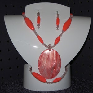 PEACH Handcrafted MOTHER  Of  PEARL Necklace. Bracelet and Earrings.