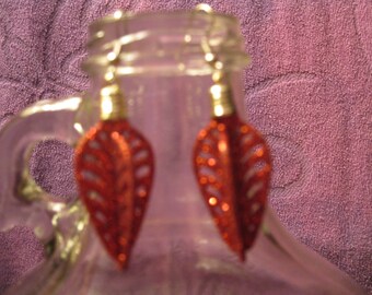 RED FILIGREE  EARRINGS