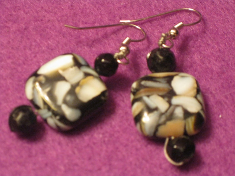 BLACK WHITE BROWN Gray Resin Bead Jewelry Set