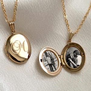 Oval Photo Locket 14k Gold Filled | Locket or Necklace | Personalized Photography Memory Keepsake Gift | Upload Picture Prints & Engraving