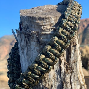 Cordón de muñeca de paracord grande, llavero, cadena para billetera