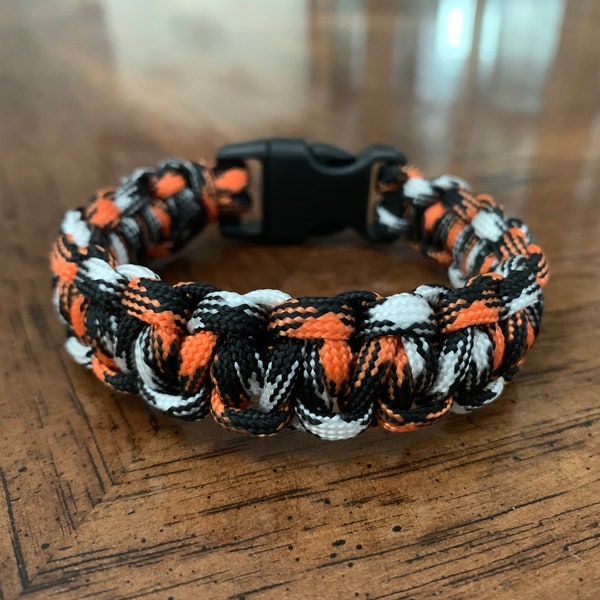 Large Paracord Bracelet with Buckle, 550 Paracord Bracelet, Halloween Bracelet