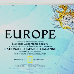 Europa Landkarte/ National Geographic/ Kartographie/ Landkarten/ Kriege/ Schlachten/ Modernes Europa/ Flaggen Europas