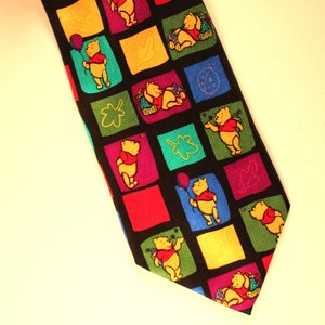 Winnie the Pooh Vintage Tie/ Winnie the Pooh honey pointage clothing/ Vintage cravat/ Disney/ A. A. Milne/ Television/ Cartoons/ Pooh Bear
