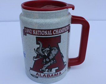 Kubek kolekcjonerski Uniwersytetu Alabamy/Piłka nożna Alabamy/Roll Tide Roll/Alabama Crimson Tide/Bear Bryant/Gene Stallings/Mistrzowie kraju