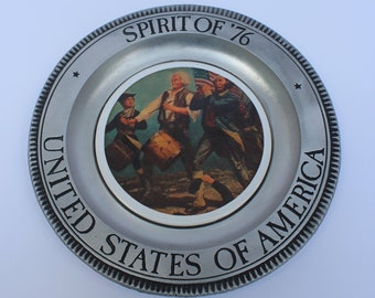 Bicentennial collectible plate/ The Spirit of '76 Bicentennial Collectible /1776-1976/Patriotic/ Old Glory/American Revolution
