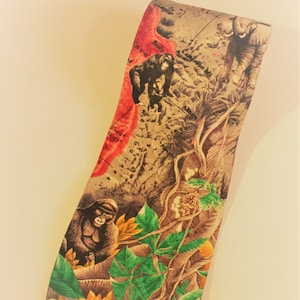 African Kingdom tie/ Gorillas/ Elephants/ Endangered Species/ vintage tie/ Cravat/ Vintage clothing/ Retro /Cool men&#39;s gift/ Father&#39;s Day