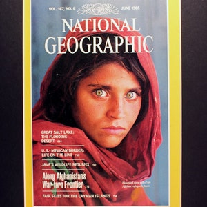 Afghan Girl National Geographic Cover 1985/vintage magazine photographic art/cool men&#39;s gift/Afganistan/War/ Afghani girl/ green eyed girl