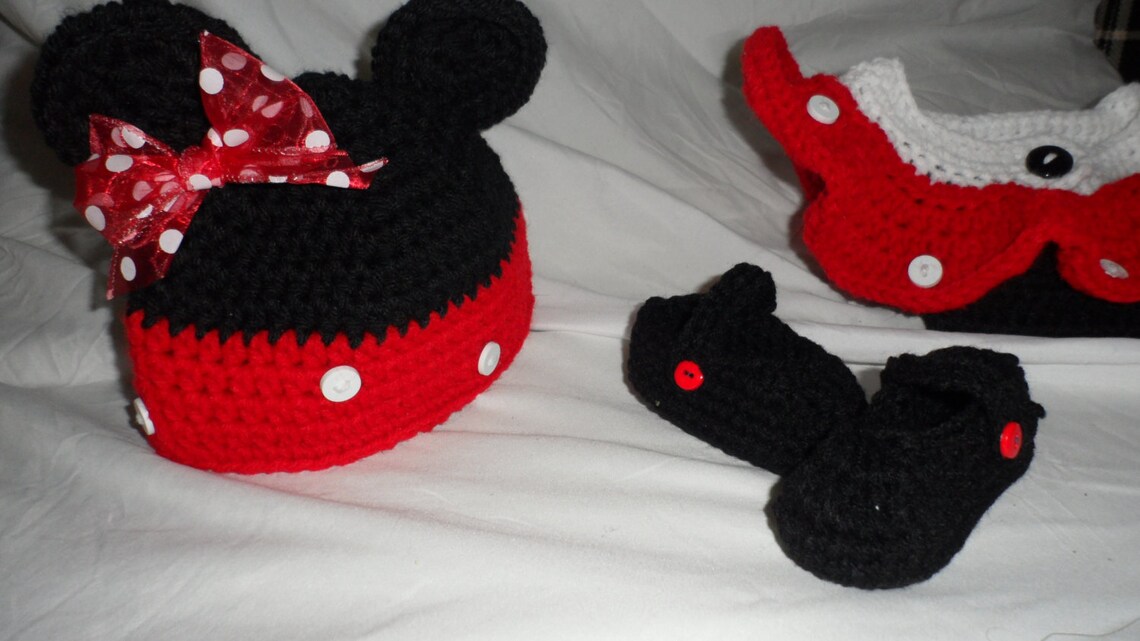 Baby Crocheted Minnie Mouse Photo Prop hat diaper cover shoe Etsy